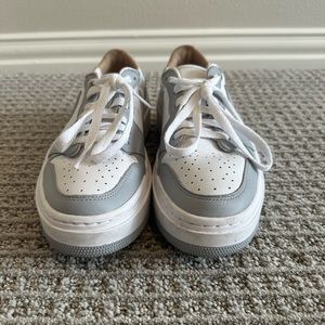 grey and white jordan low dunks 2022